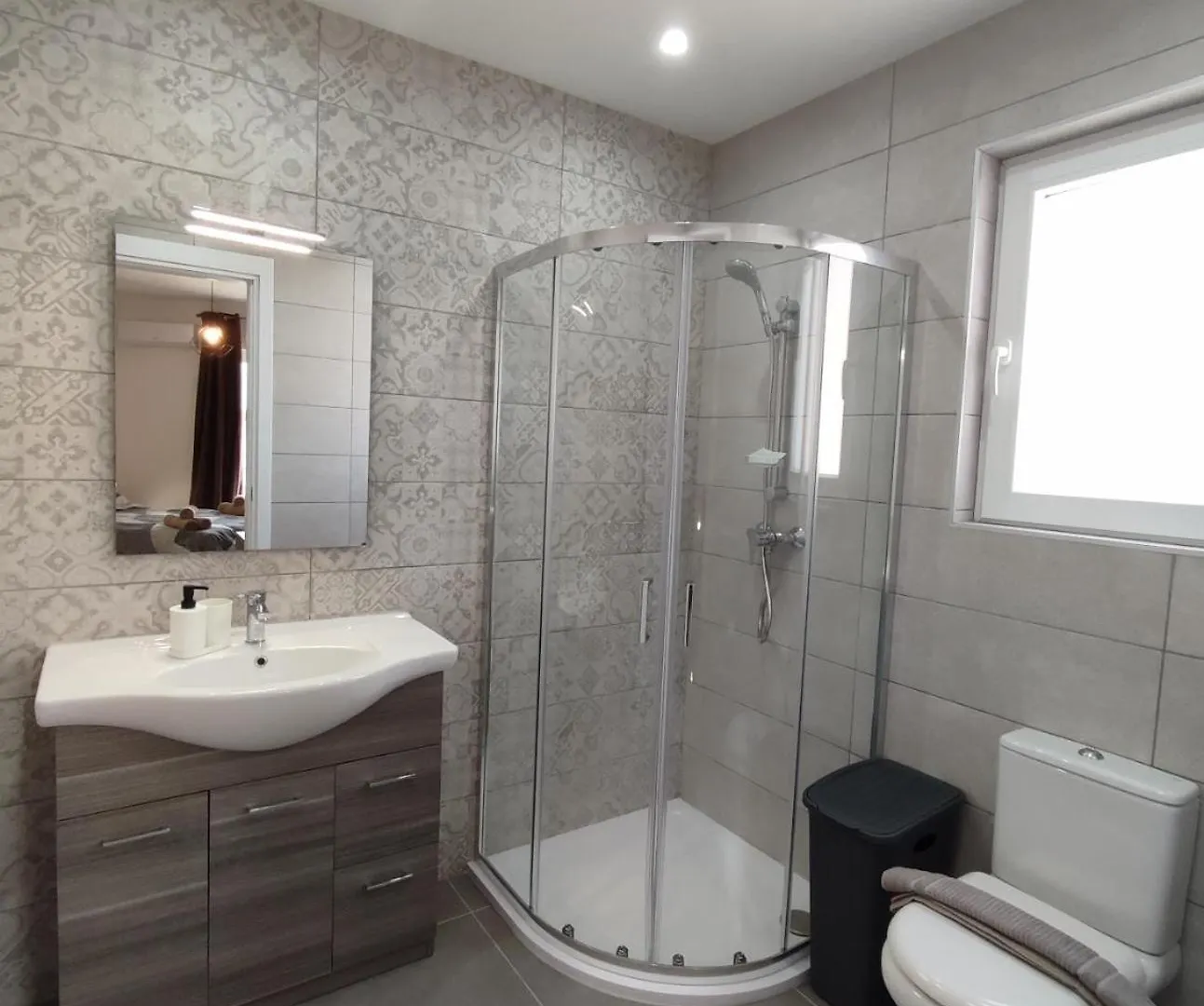 Il-Girna- Modern Seaside Accommodation Марсаскала Апартаменты