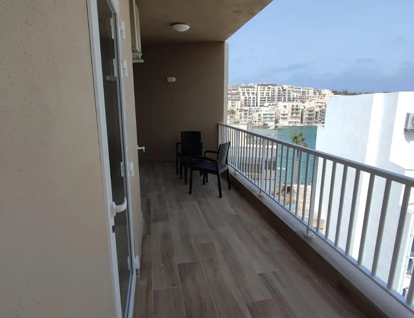 Il-Girna- Modern Seaside Accommodation Марсаскала Апартаменты