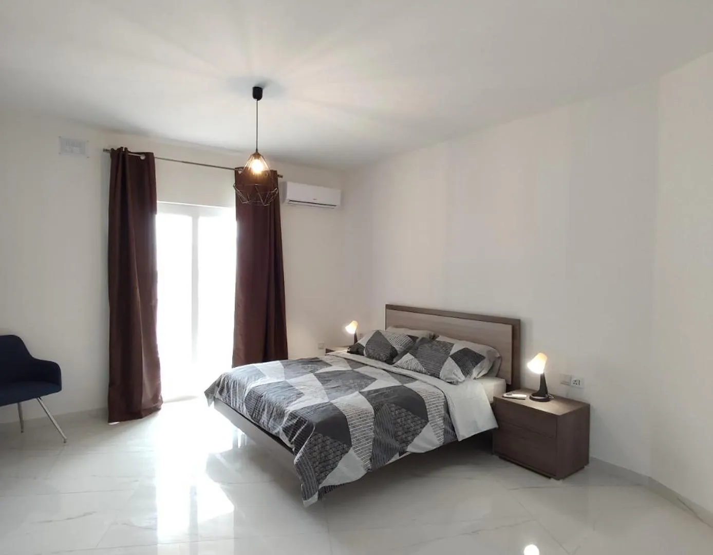 Апартаменты Il-Girna- Modern Seaside Accommodation Марсаскала
