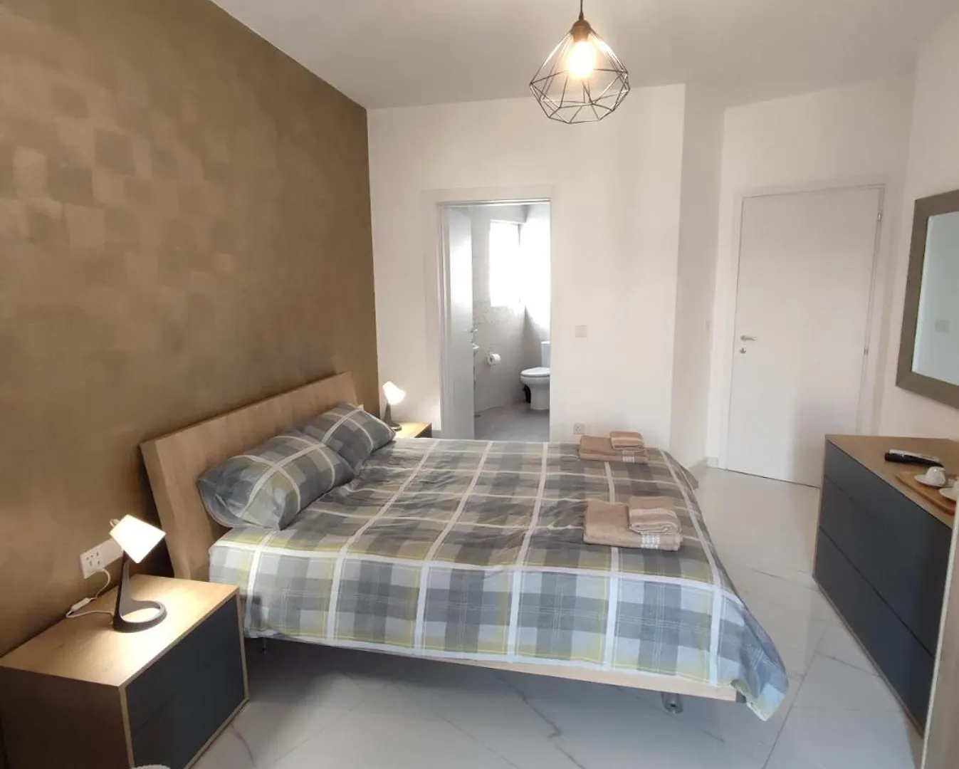 Il-Girna- Modern Seaside Accommodation Марсаскала 0*,  Мальта