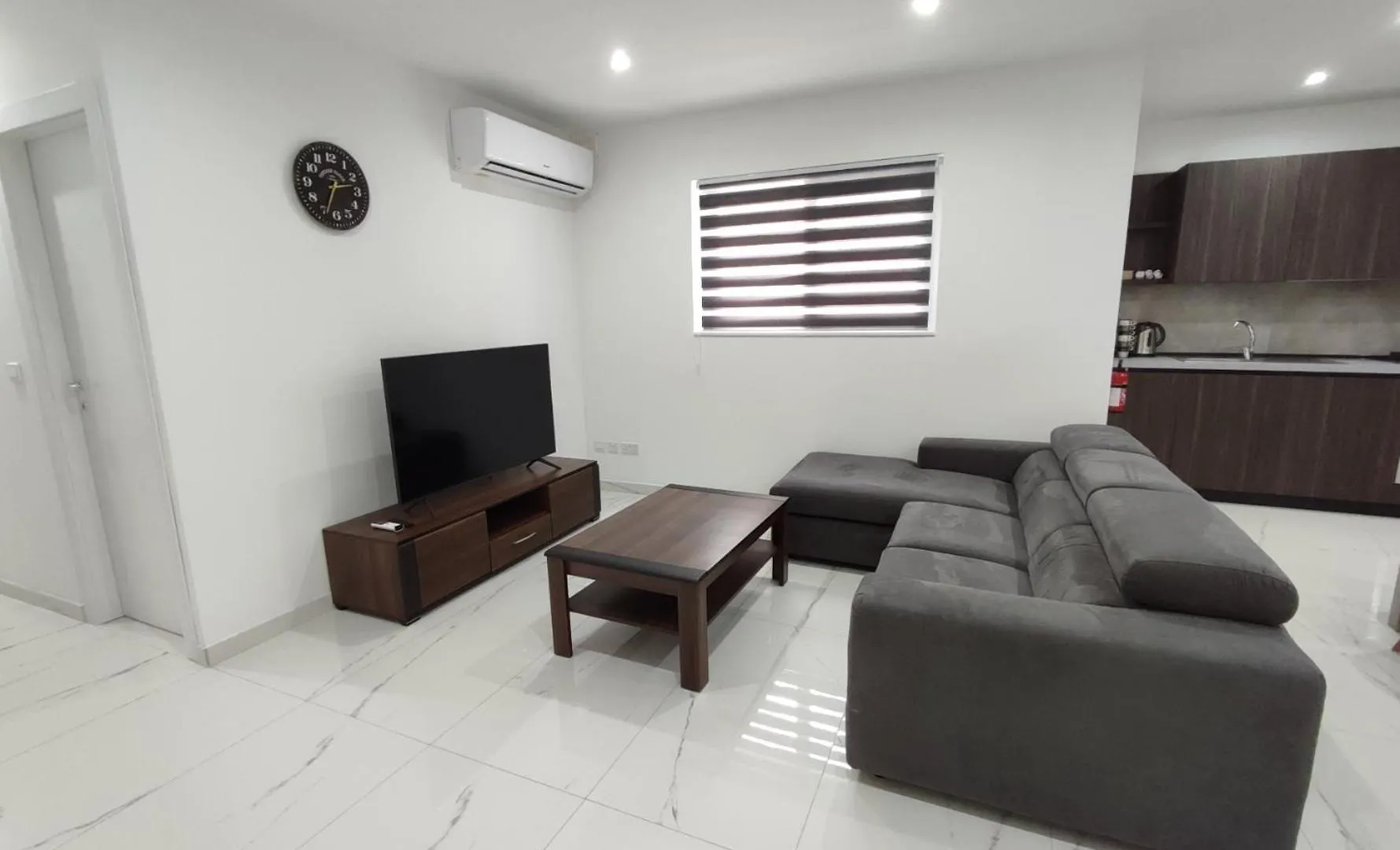 Apartment Il-Girna- Modern Seaside Accommodation Marsaskala