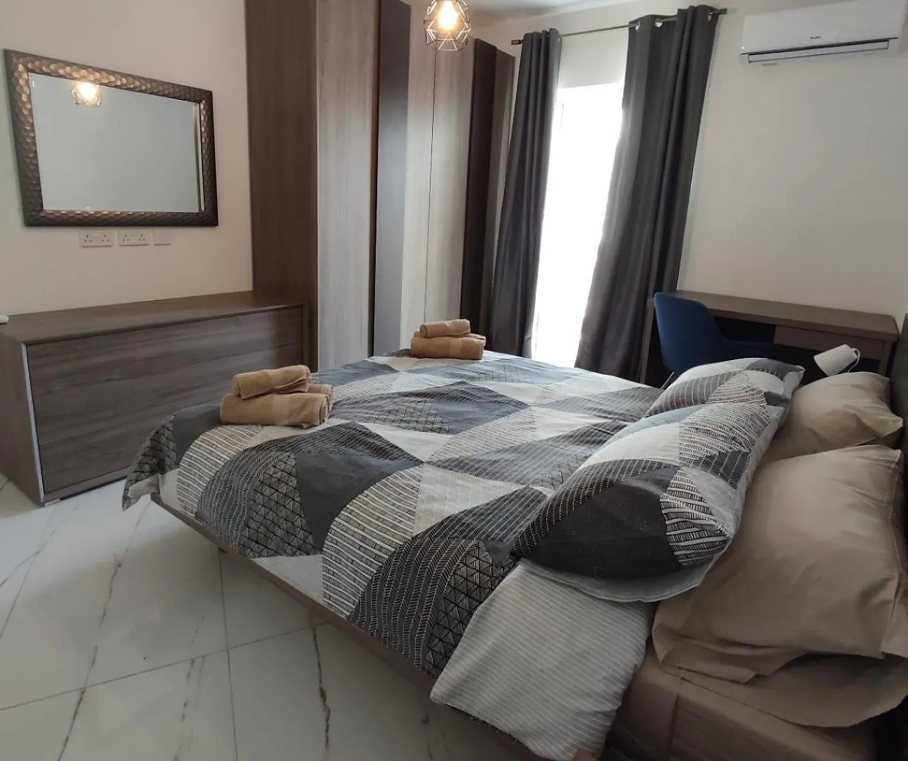 Il-Girna- Modern Seaside Accommodation Marsaskala