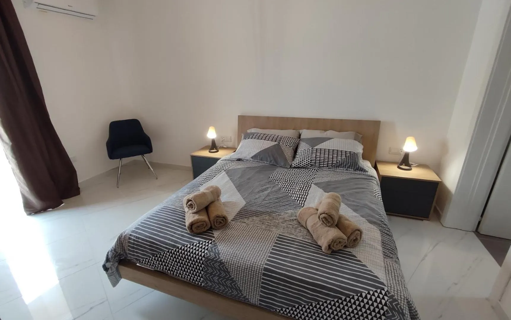 Il-Girna- Modern Seaside Accommodation Marsaskala