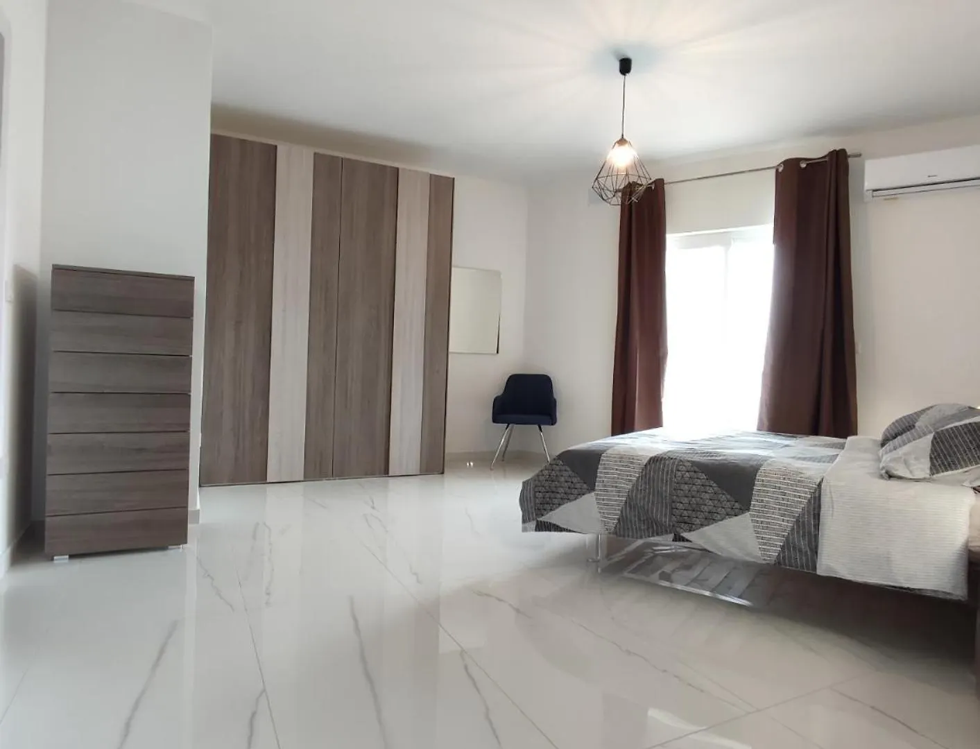 Il-Girna- Modern Seaside Accommodation Marsaskala Apartment