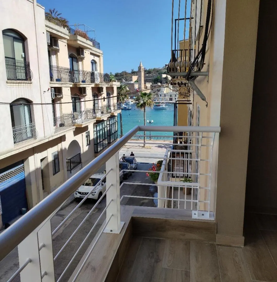 Il-Girna- Modern Seaside Accommodation Marsaskala