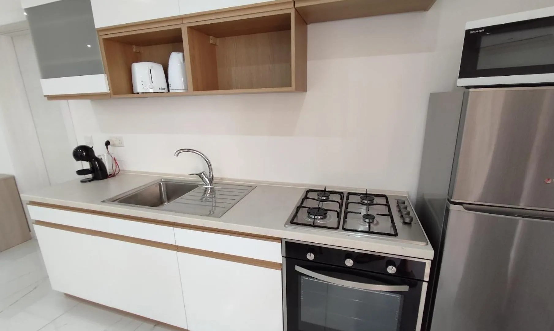 Il-Girna- Modern Seaside Accommodation Marsaskala Apartment
