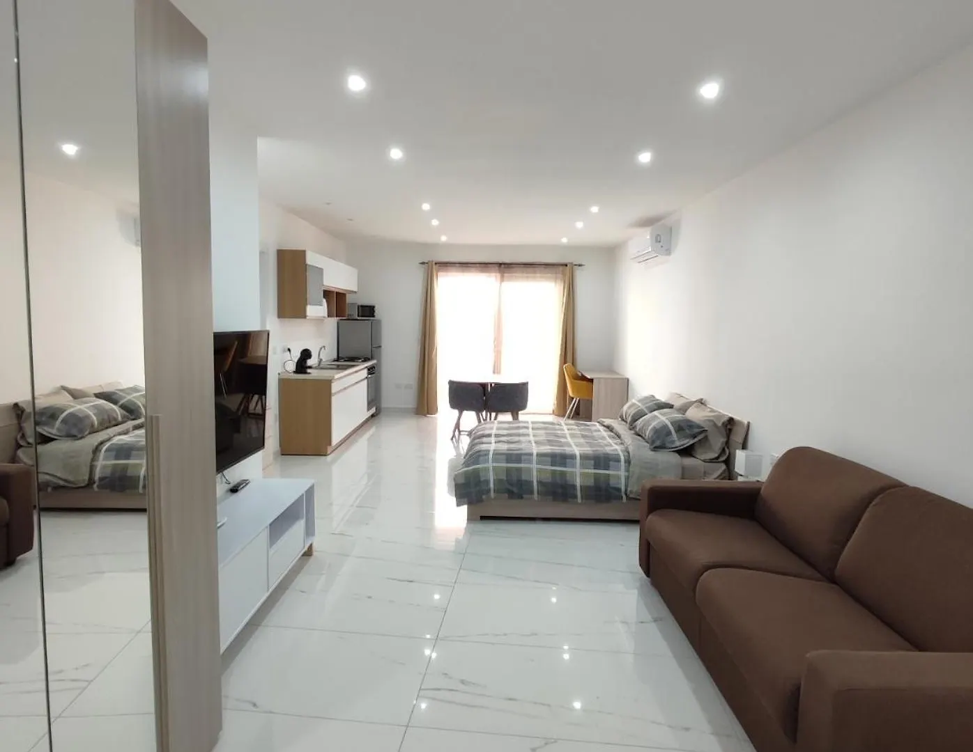 Apartment Il-Girna- Modern Seaside Accommodation Marsaskala Malta