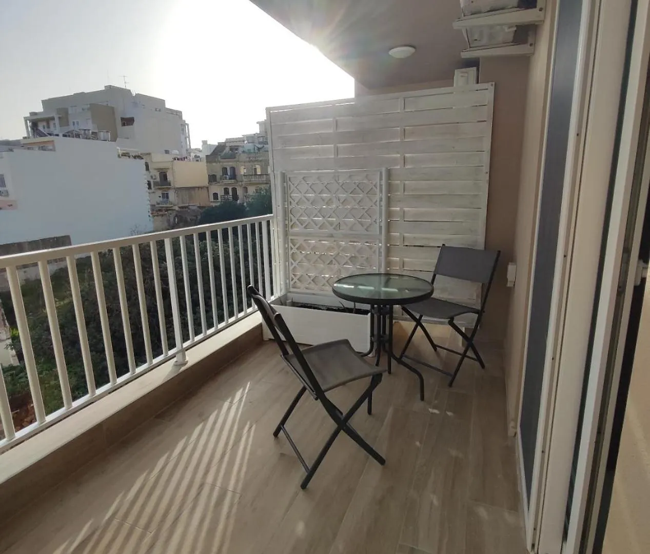 Apartment Il-Girna- Modern Seaside Accommodation Marsaskala